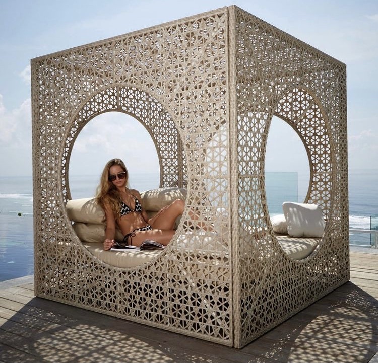 Lion Daybed